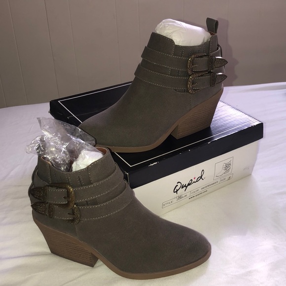 Qupid Shoes - Ankle Booties